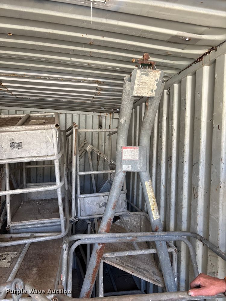 image for item FI0966 Scaffolding equipment