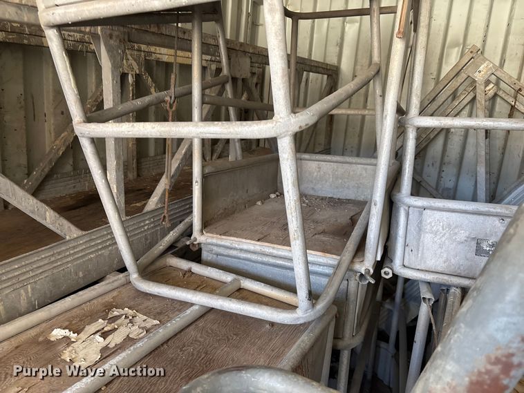 image for item FI0966 Scaffolding equipment