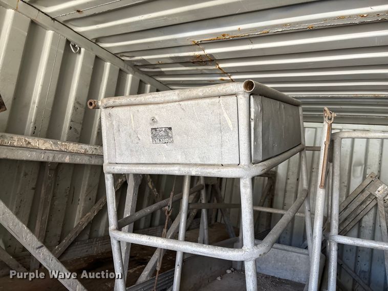 image for item FI0966 Scaffolding equipment