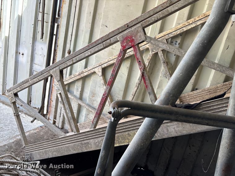 image for item FI0966 Scaffolding equipment