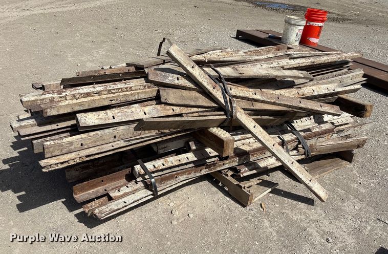 image for item FI0967 Symons  concrete equipment