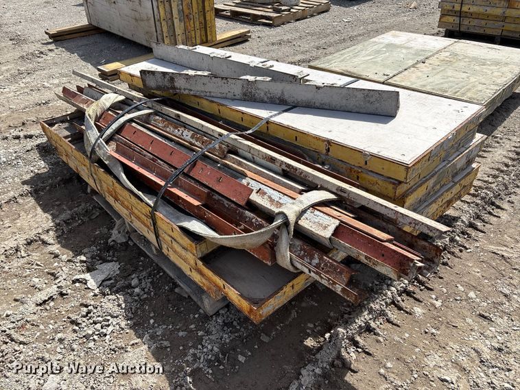 image for item FI0967 Symons  concrete equipment