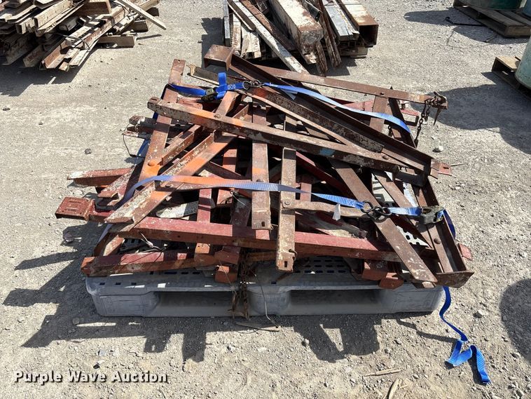 image for item FI0967 Symons  concrete equipment