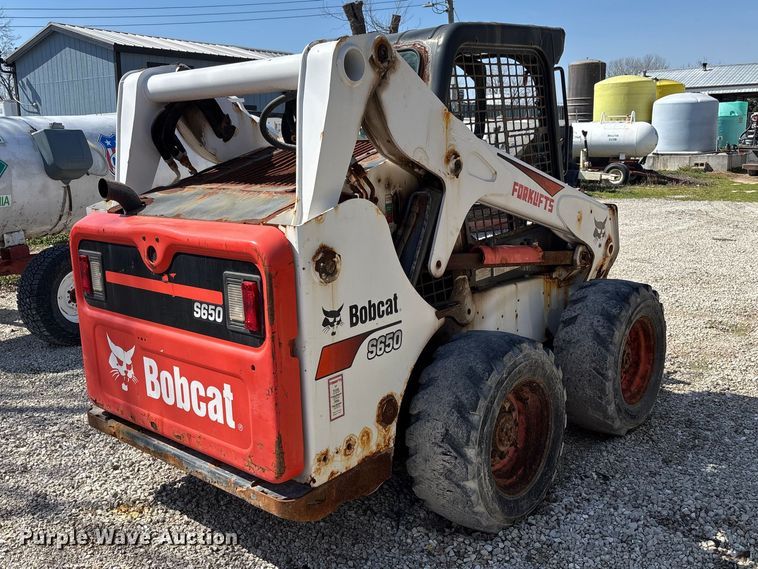 image for item FI1664 2017 Bobcat S650 skid steer loader