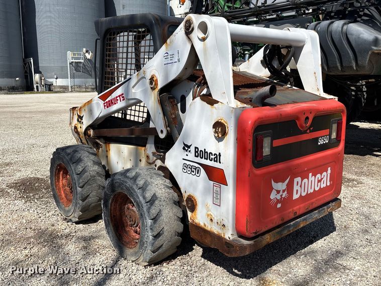 image for item FI1664 2017 Bobcat S650 skid steer loader