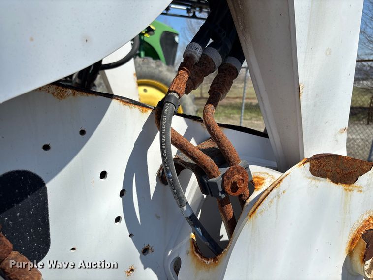 image for item FI1664 2017 Bobcat S650 skid steer loader