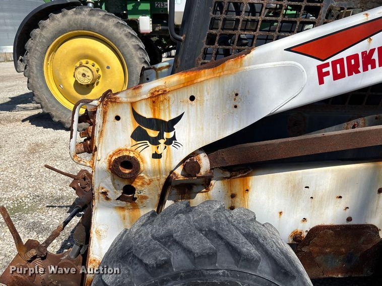 image for item FI1664 2017 Bobcat S650 skid steer loader