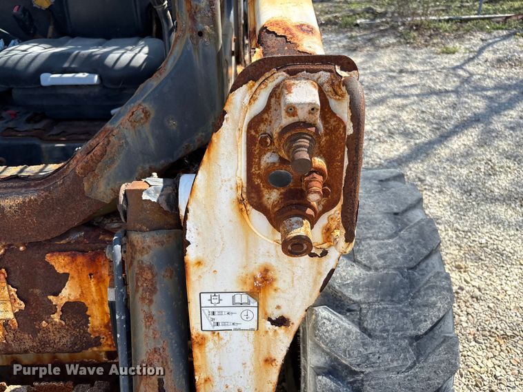 image for item FI1664 2017 Bobcat S650 skid steer loader