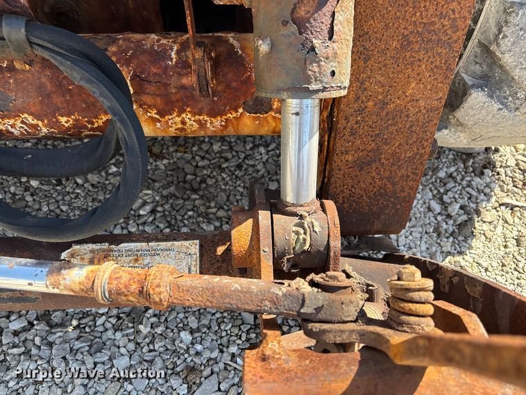 image for item FI1664 2017 Bobcat S650 skid steer loader