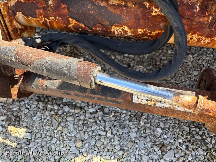 image for item FI1664 2017 Bobcat S650 skid steer loader