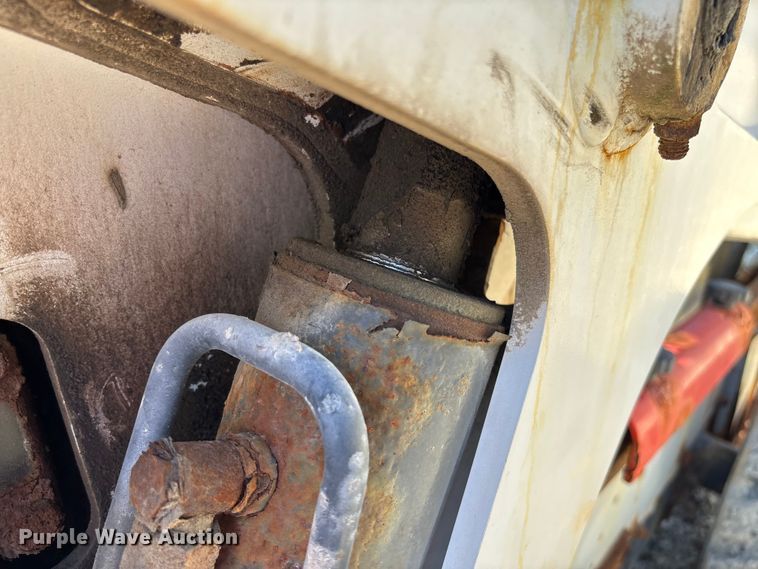 image for item FI1664 2017 Bobcat S650 skid steer loader