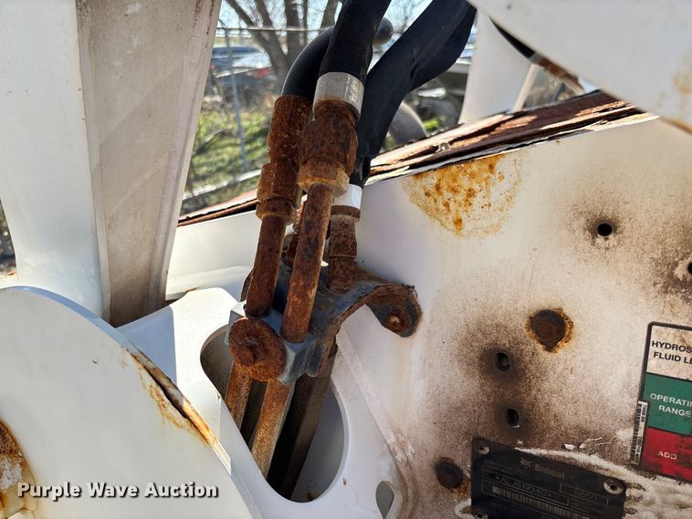 image for item FI1664 2017 Bobcat S650 skid steer loader