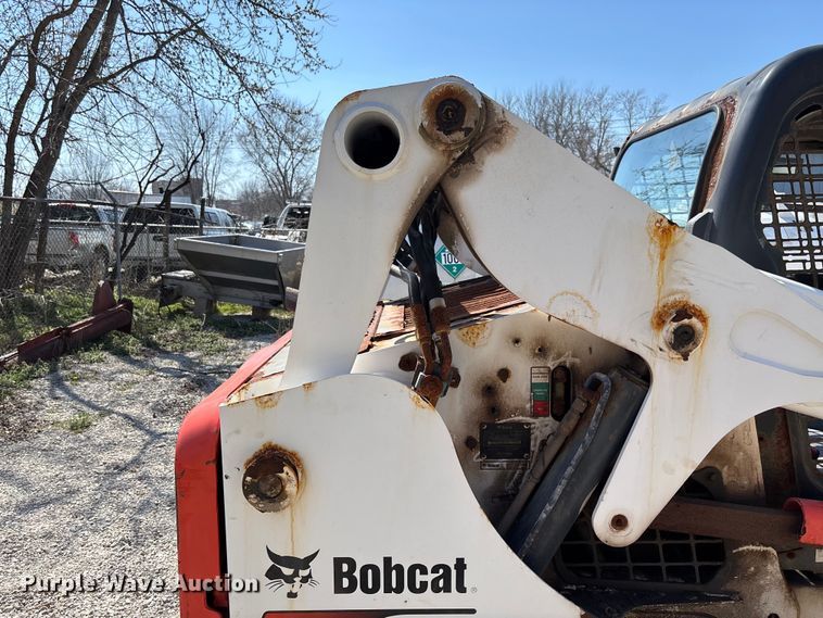 image for item FI1664 2017 Bobcat S650 skid steer loader