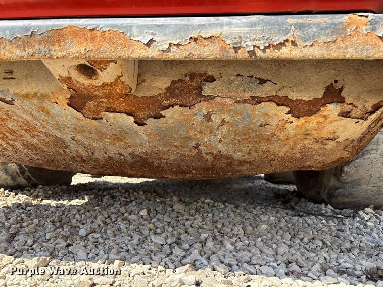 image for item FI1664 2017 Bobcat S650 skid steer loader