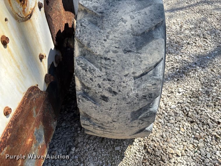 image for item FI1664 2017 Bobcat S650 skid steer loader