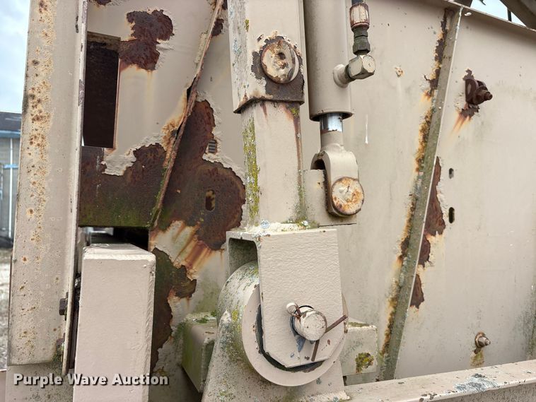 image for item FK1265 Ohio Central Steel The Screen Machine dirt pulverizer