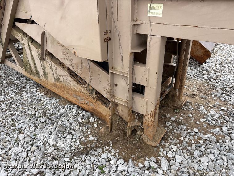 image for item FK1265 Ohio Central Steel The Screen Machine dirt pulverizer