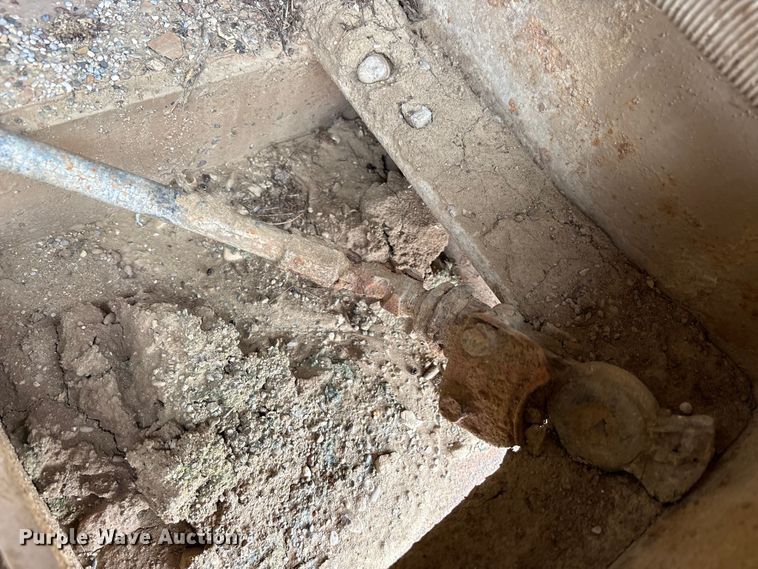 image for item FK1265 Ohio Central Steel The Screen Machine dirt pulverizer