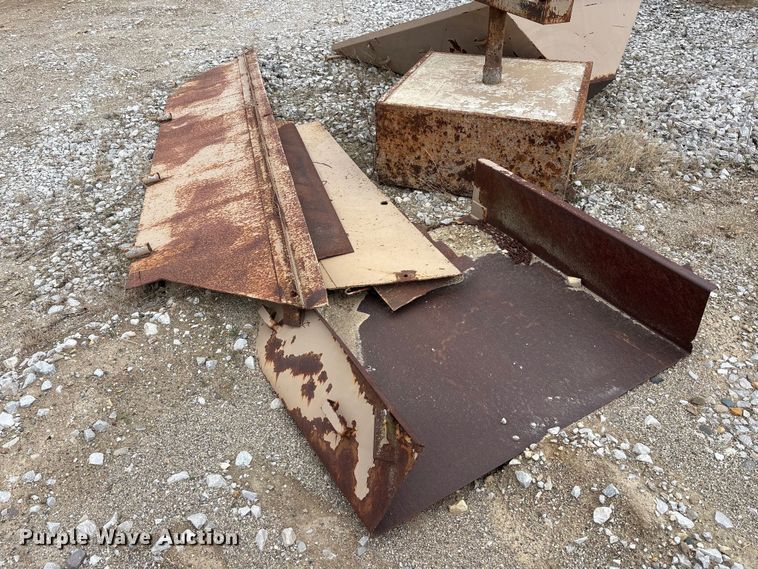 image for item FK1265 Ohio Central Steel The Screen Machine dirt pulverizer