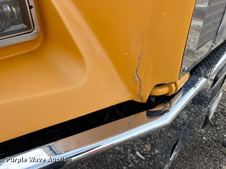 image for item FK1267 2005 Kenworth  T800 dump truck