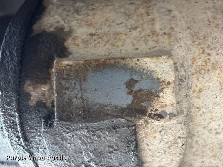 image for item FK1267 2005 Kenworth  T800 dump truck