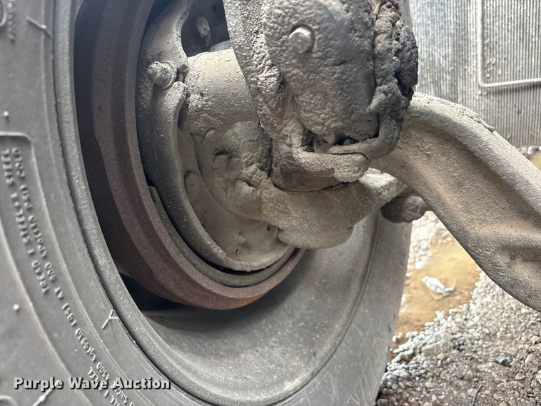 image for item FK1267 2005 Kenworth  T800 dump truck