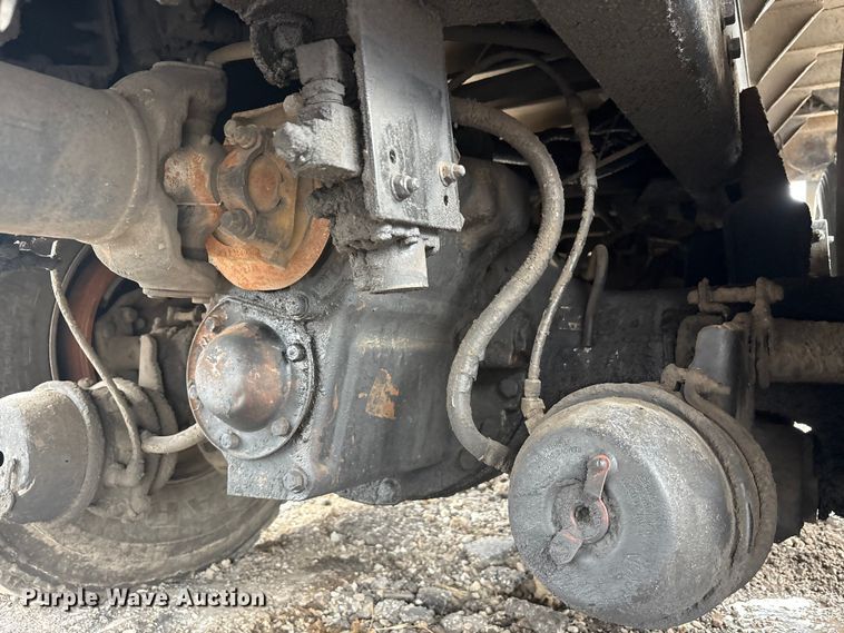 image for item FK1267 2005 Kenworth  T800 dump truck