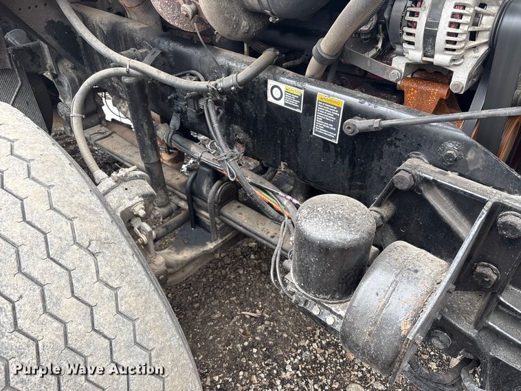 image for item FK1267 2005 Kenworth  T800 dump truck