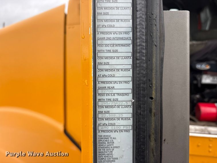 image for item FK1267 2005 Kenworth  T800 dump truck