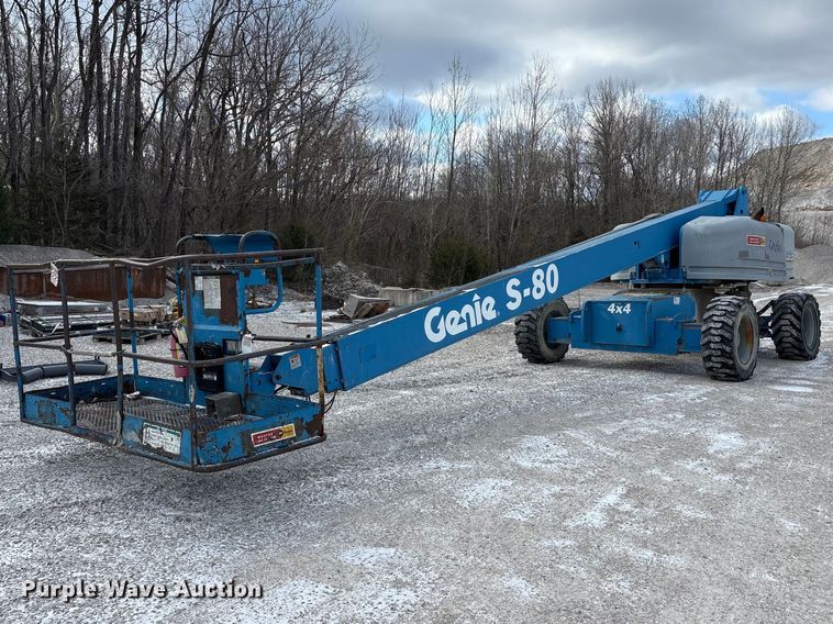 image for item FK1274 2007 Genie S-80 boom lift