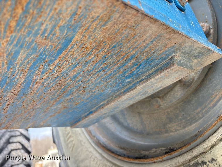 image for item FK1274 2007 Genie S-80 boom lift