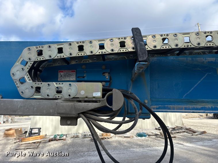 image for item FK1274 2007 Genie S-80 boom lift
