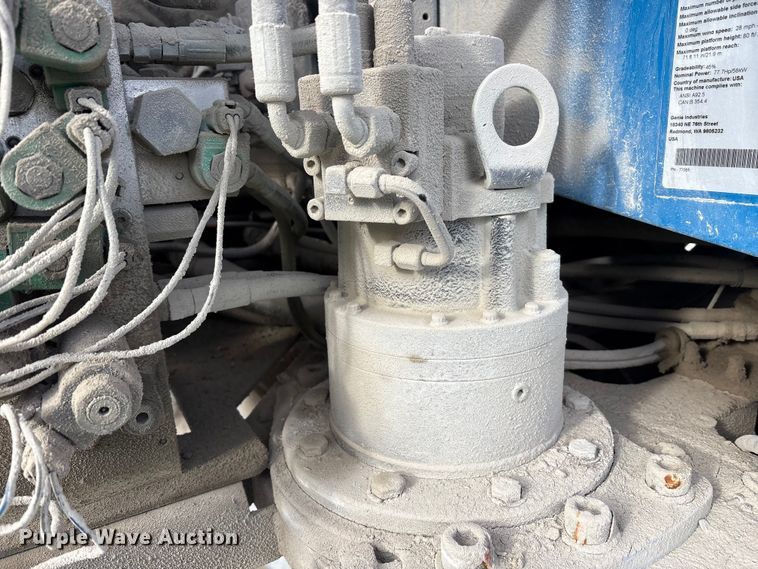 image for item FK1274 2007 Genie S-80 boom lift