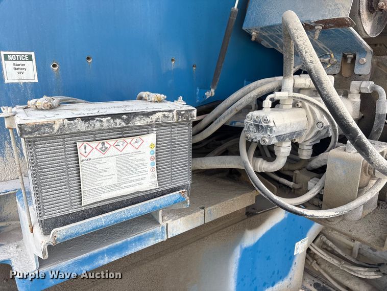 image for item FK1274 2007 Genie S-80 boom lift