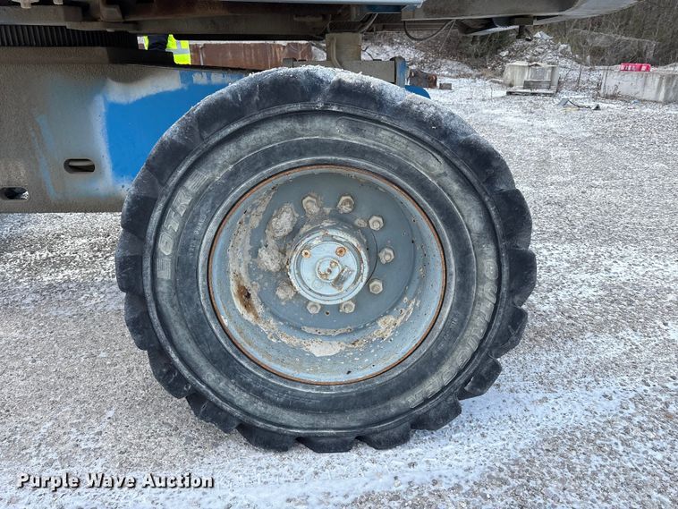 image for item FK1274 2007 Genie S-80 boom lift