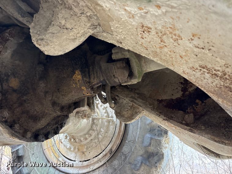 image for item FK1276 1994 Caterpillar 988F wheel loader