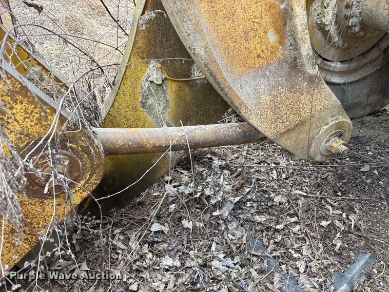 image for item FK1276 1994 Caterpillar 988F wheel loader