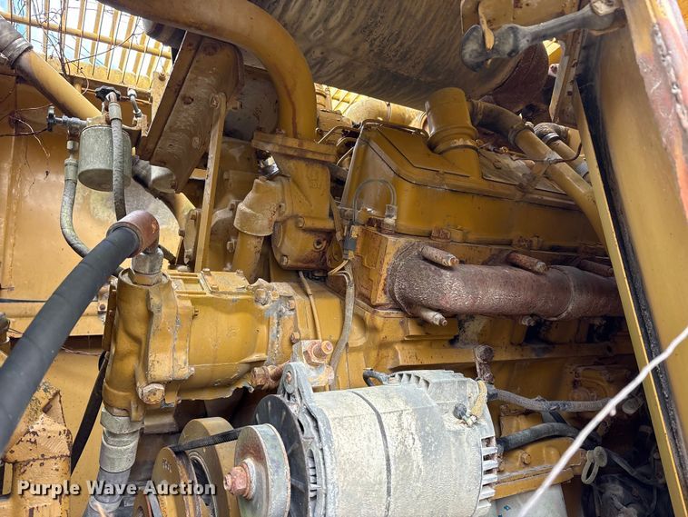 image for item FK1276 1994 Caterpillar 988F wheel loader