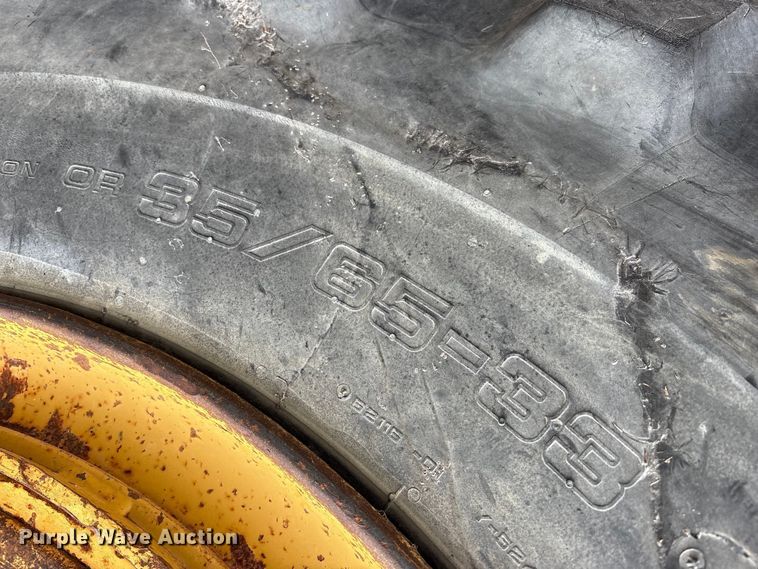 image for item FK1276 1994 Caterpillar 988F wheel loader