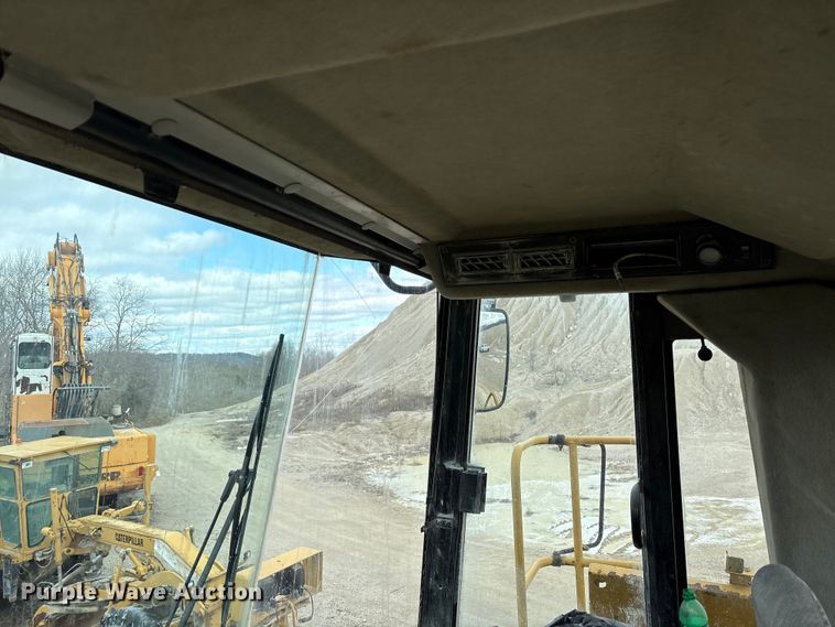 image for item FK1280 1999 Caterpillar 990 wheel loader