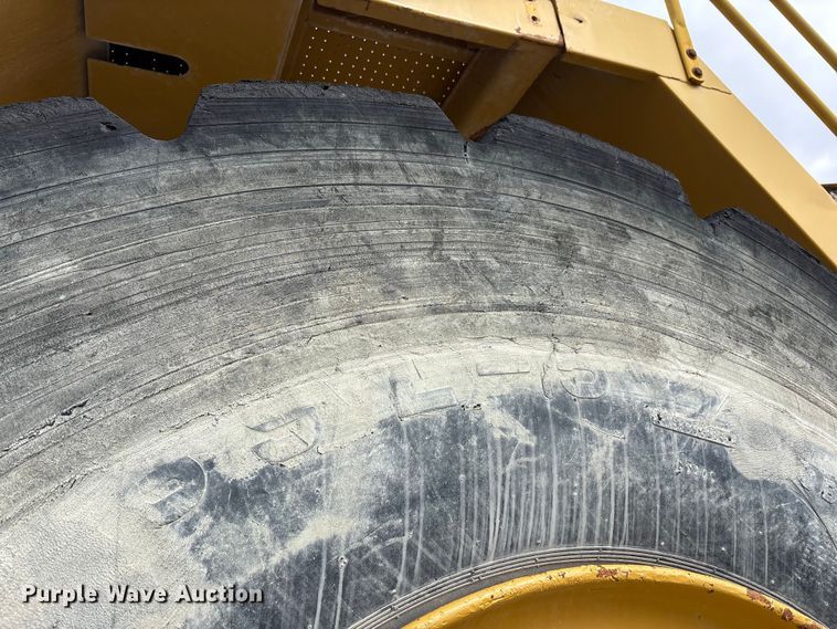 image for item FK1280 1999 Caterpillar 990 wheel loader