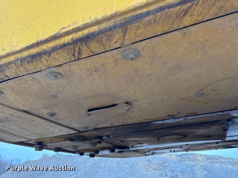 image for item FK1281 2015 Komatsu PC490LC-10 excavator