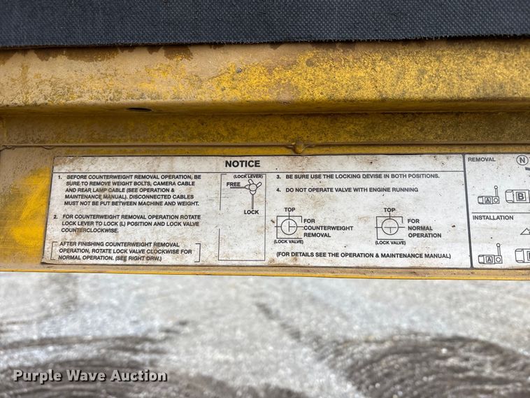 image for item FK1281 2015 Komatsu PC490LC-10 excavator