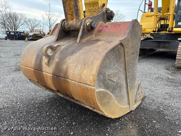 image for item FK1281 2015 Komatsu PC490LC-10 excavator