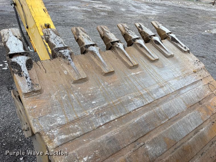 image for item FK1281 2015 Komatsu PC490LC-10 excavator