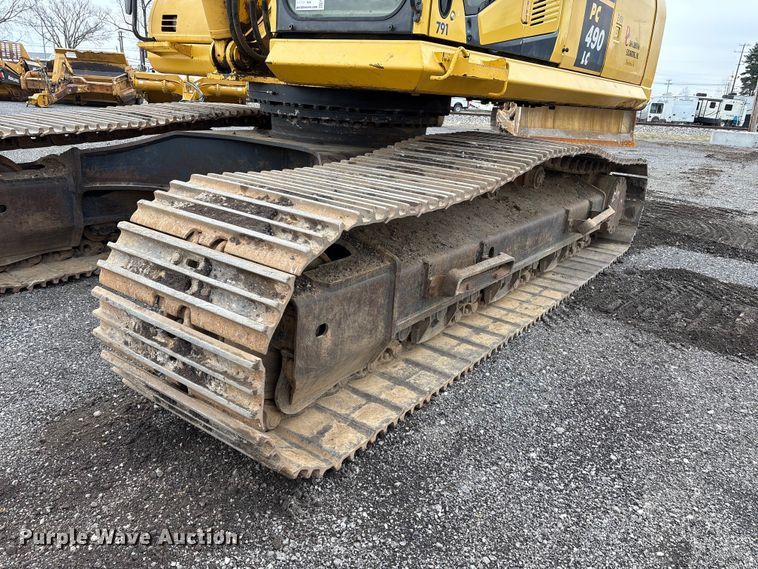image for item FK1281 2015 Komatsu PC490LC-10 excavator