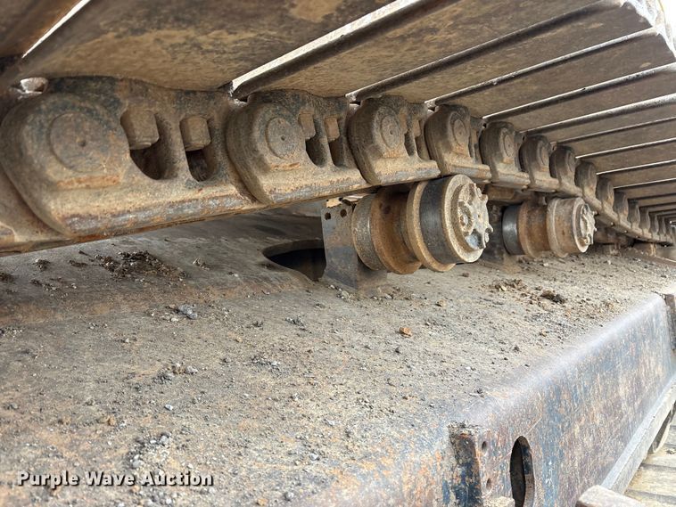 image for item FK1281 2015 Komatsu PC490LC-10 excavator