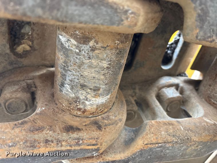 image for item FK1281 2015 Komatsu PC490LC-10 excavator