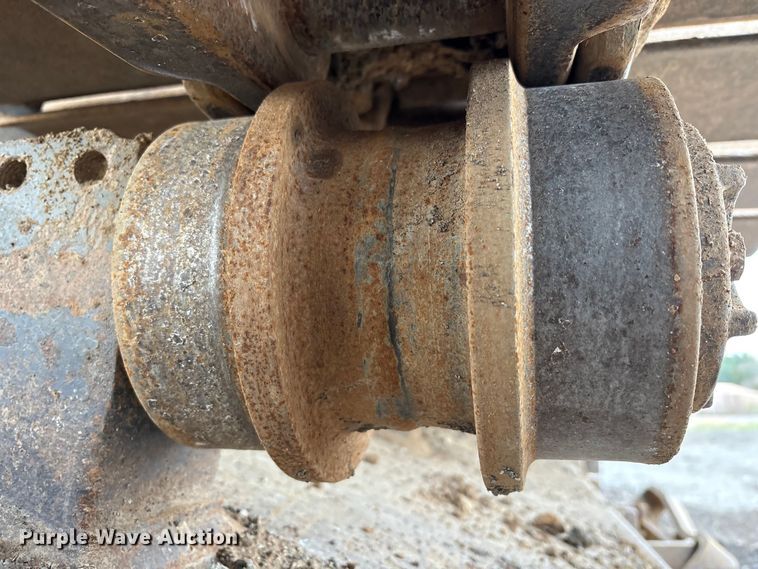 image for item FK1281 2015 Komatsu PC490LC-10 excavator