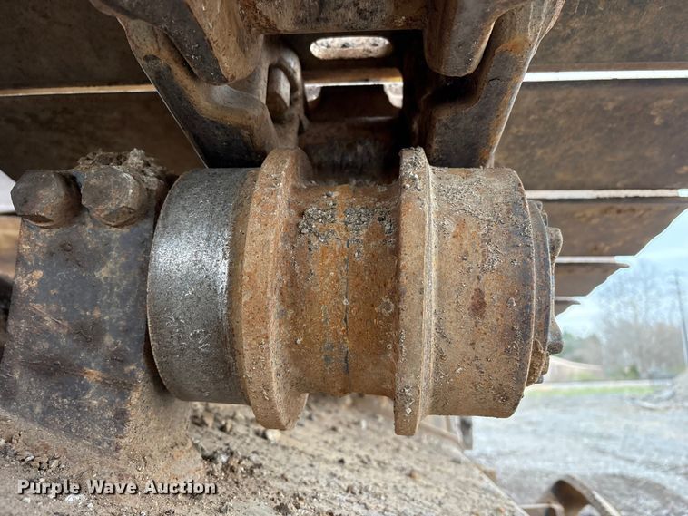 image for item FK1281 2015 Komatsu PC490LC-10 excavator